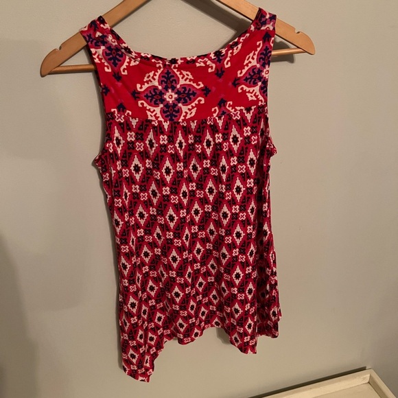 Anthropologie AKEMI + KIN Boho Tribal Print Red Split Neck Tank Top XS - Picture 7 of 8